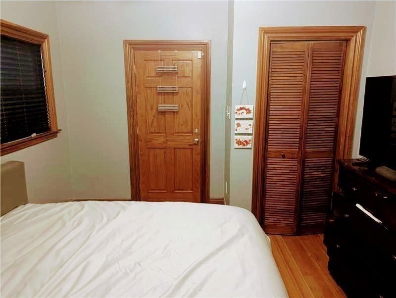 176 Hillside St, Mission Hill