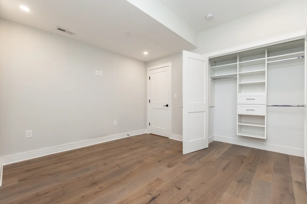 12 Reedsdale St, Allston