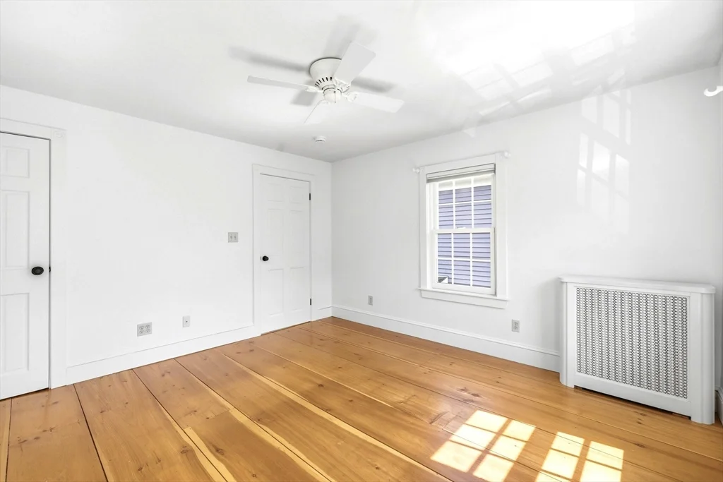 64 Pearl St, Charlestown