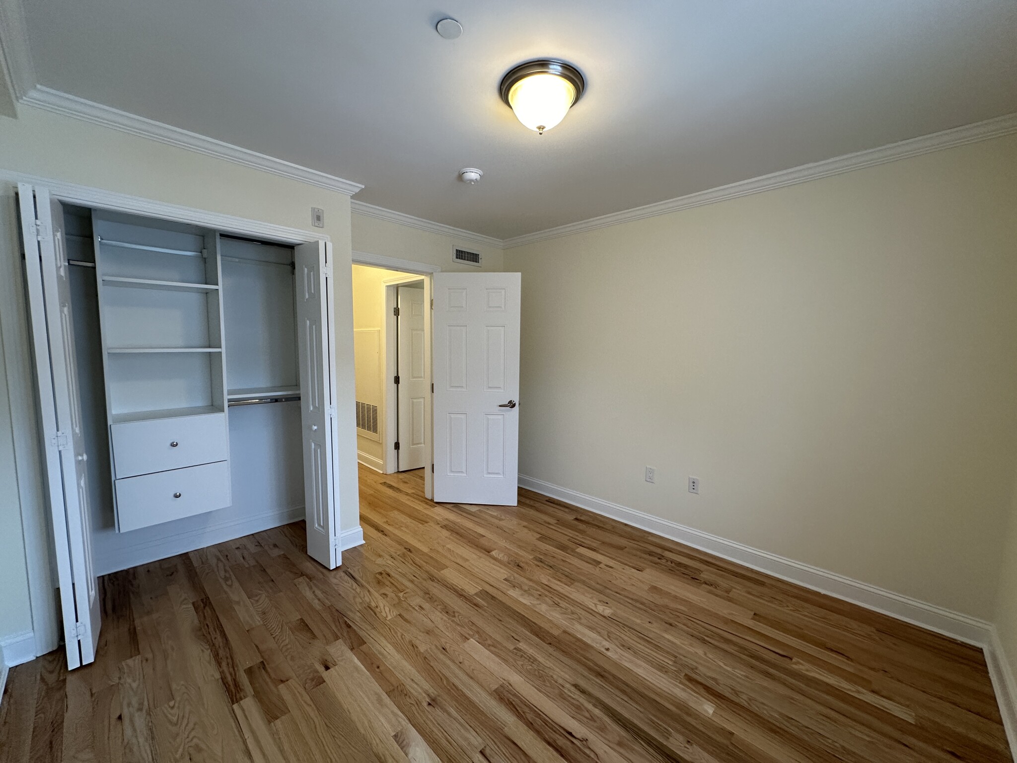 55 Langdon St, Neighborhood Nine