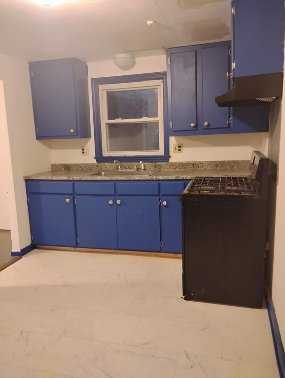 15 Robert Arey Dr, Randolph