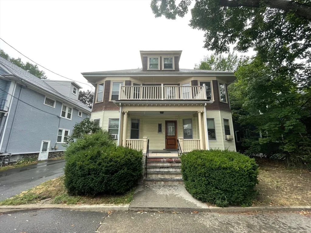 34 Grafton St, Arlington