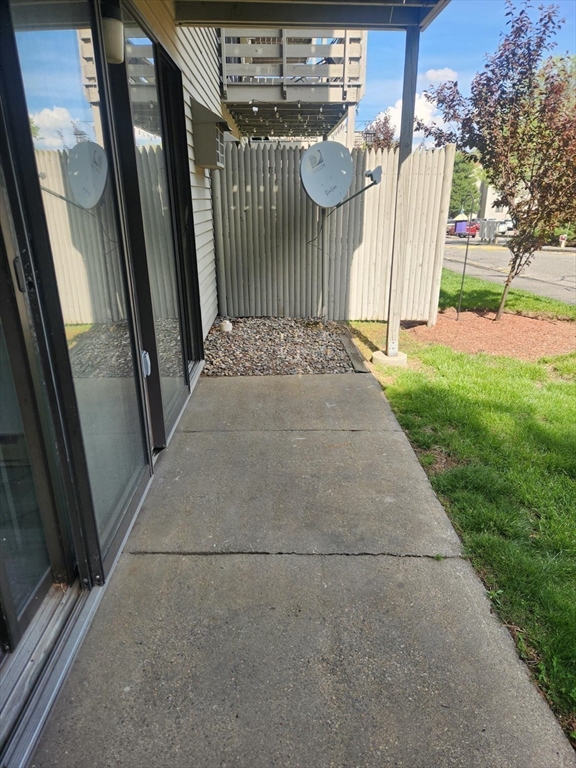 1195 Grafton St, Worcester