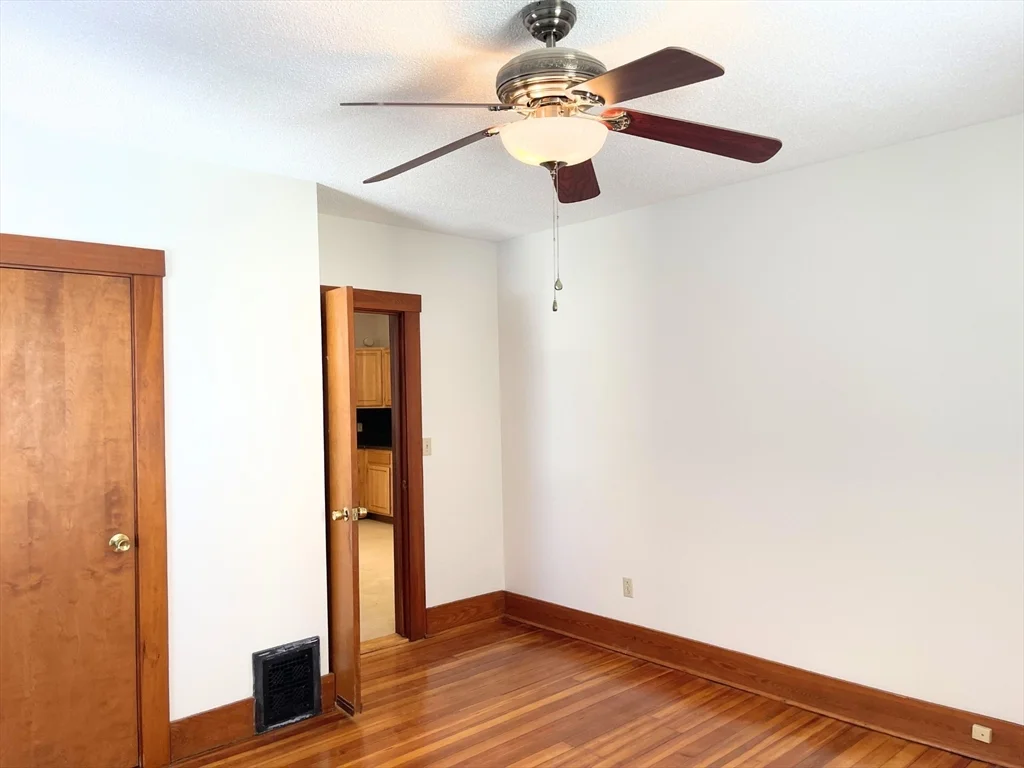 25 Bennett St, Beverly