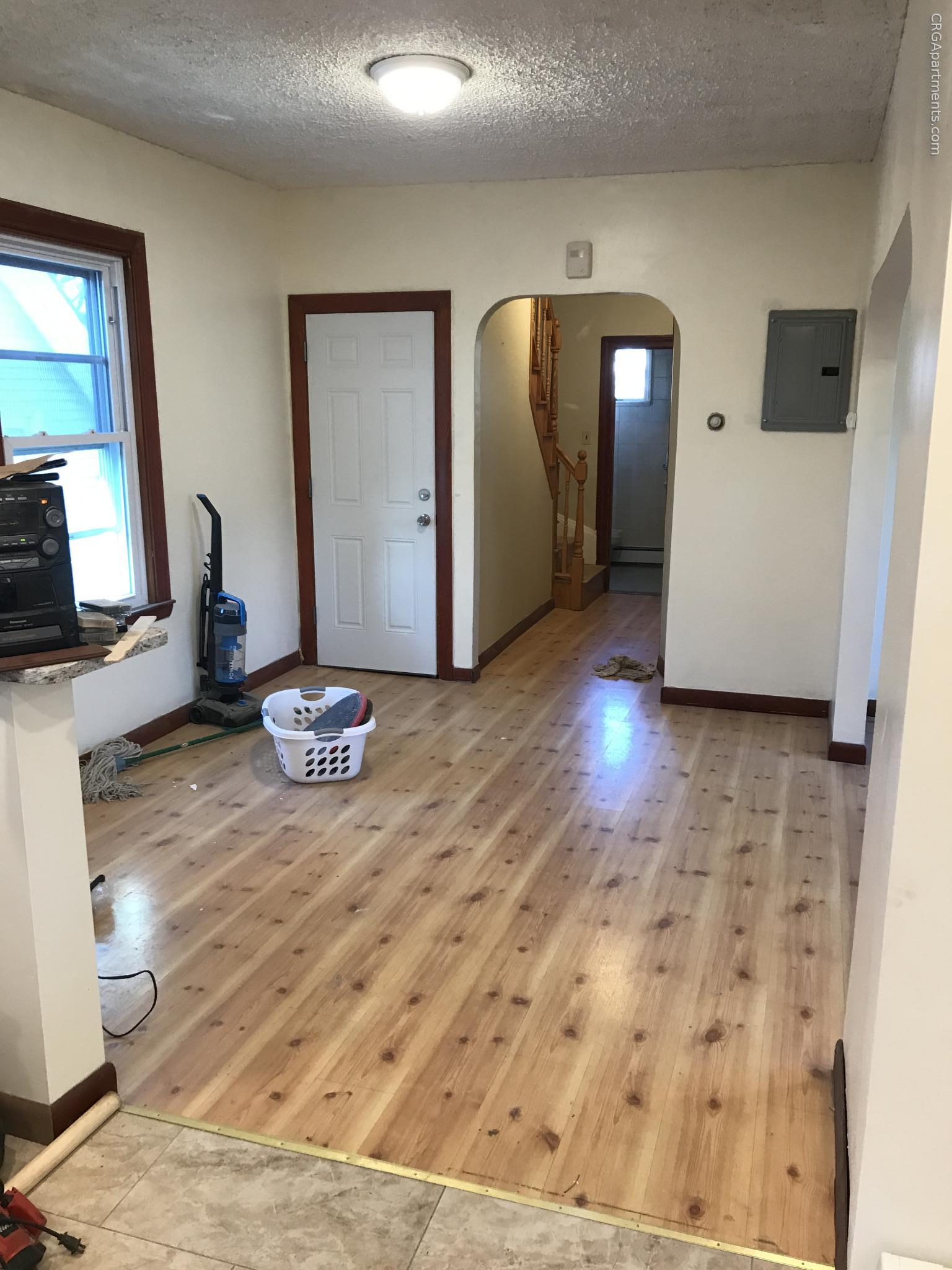 569 Main St, South Medford