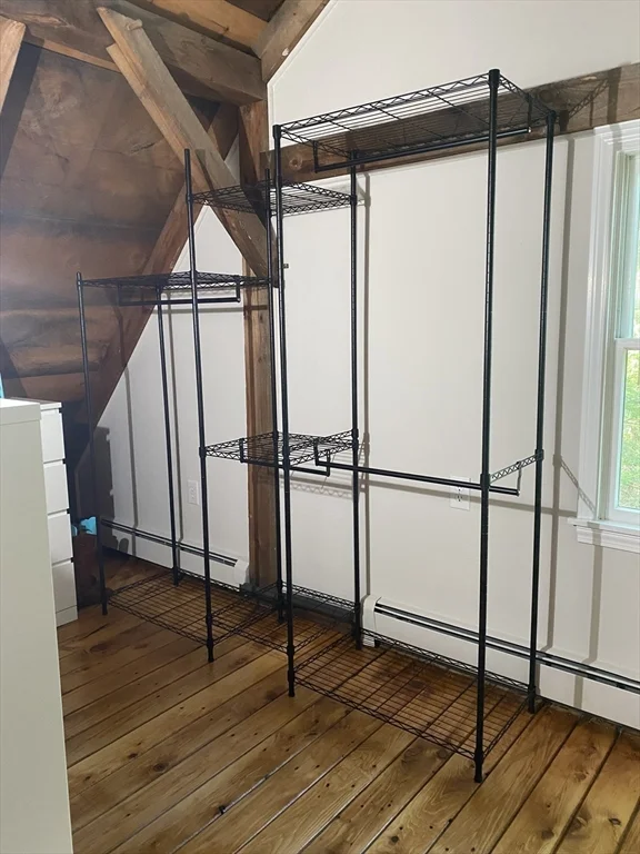 102 New Templeton Rd, Hubbardston