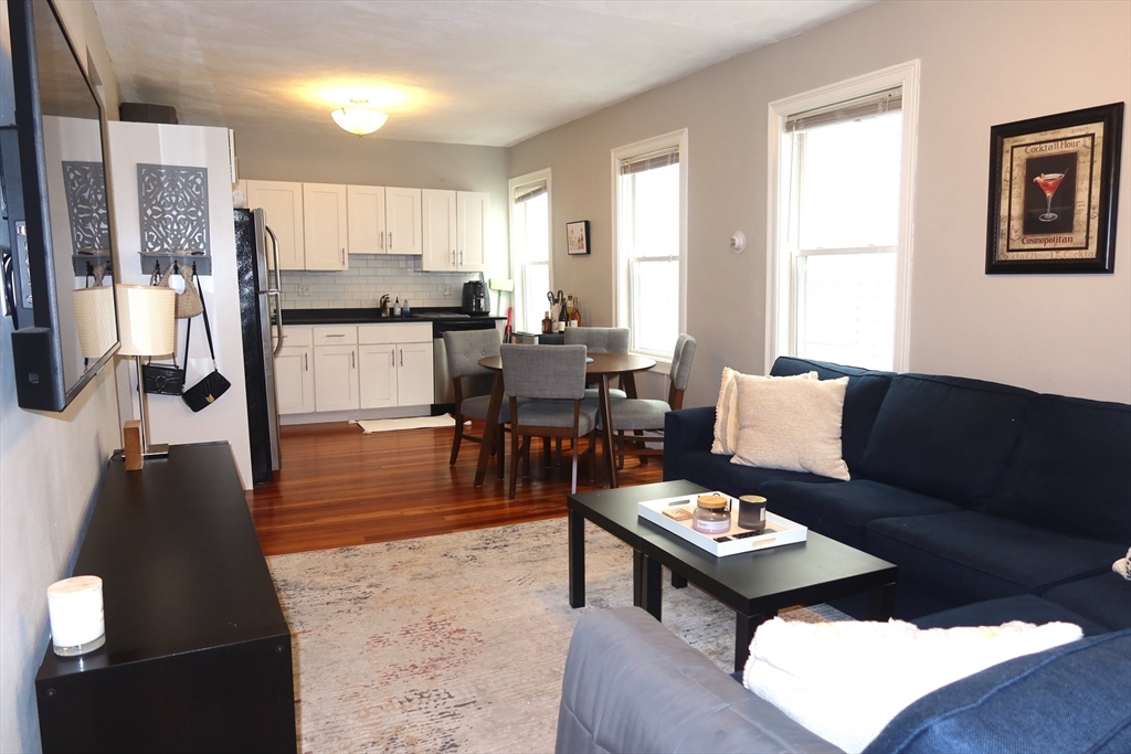 69 Marine Rd, South Boston