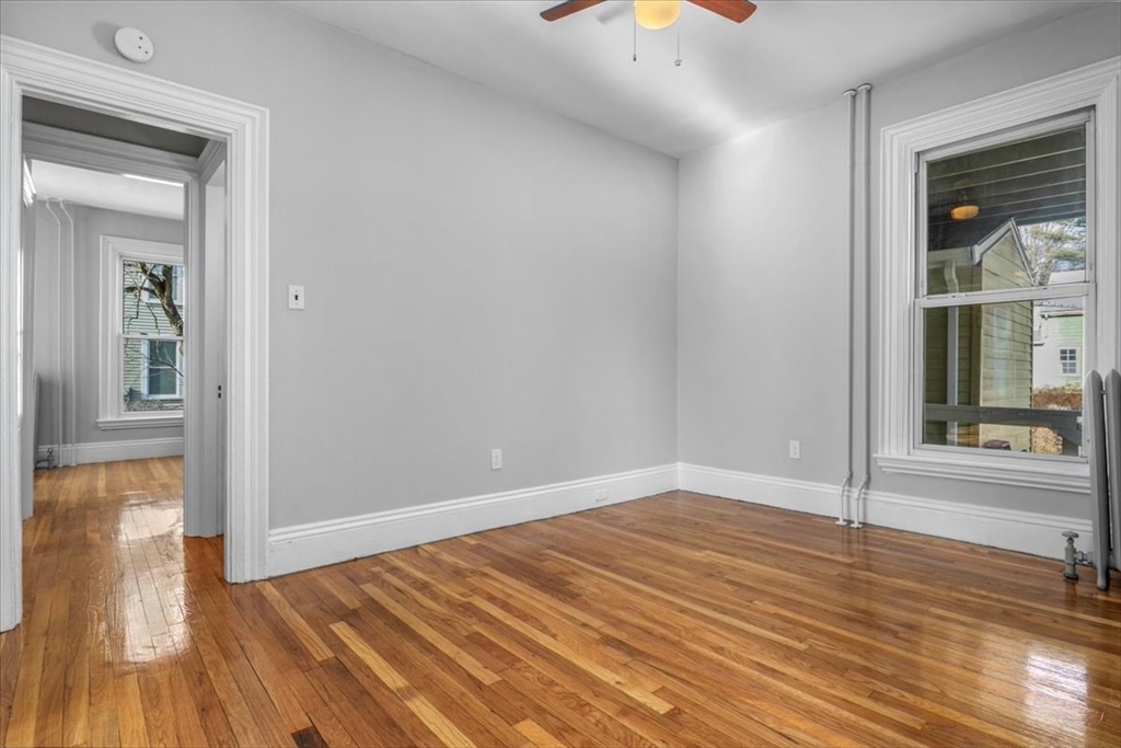 34 Neponset Ave, Hyde Park