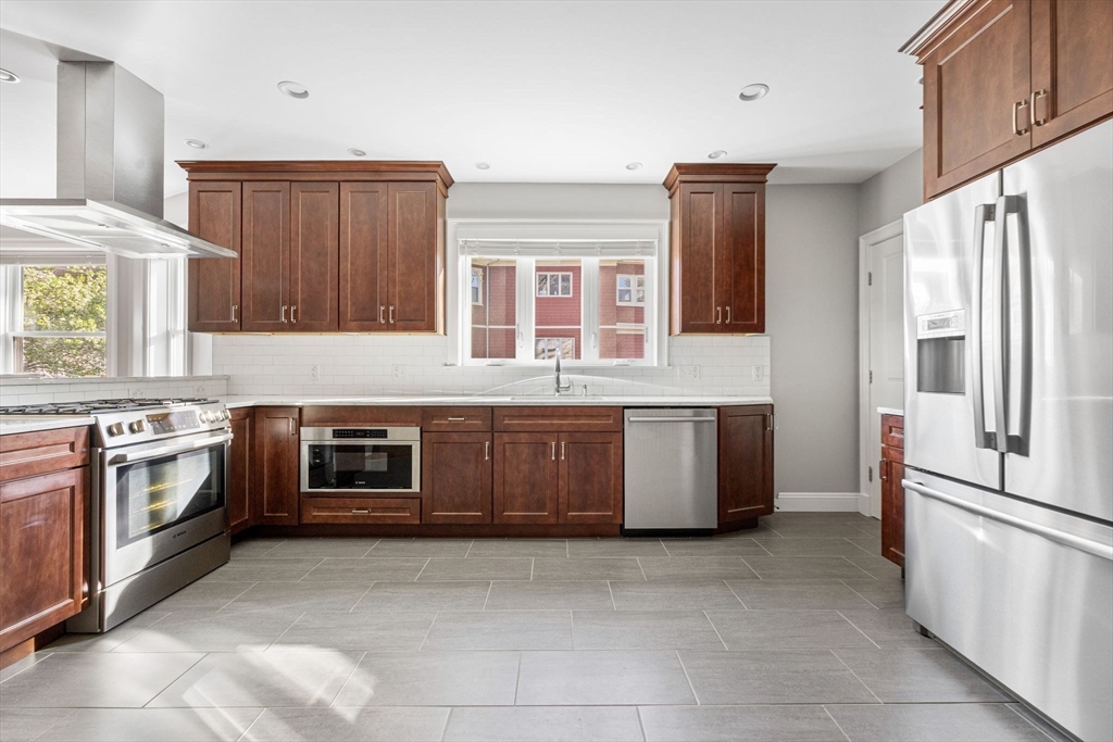 7-9 Stoughton, Tufts University