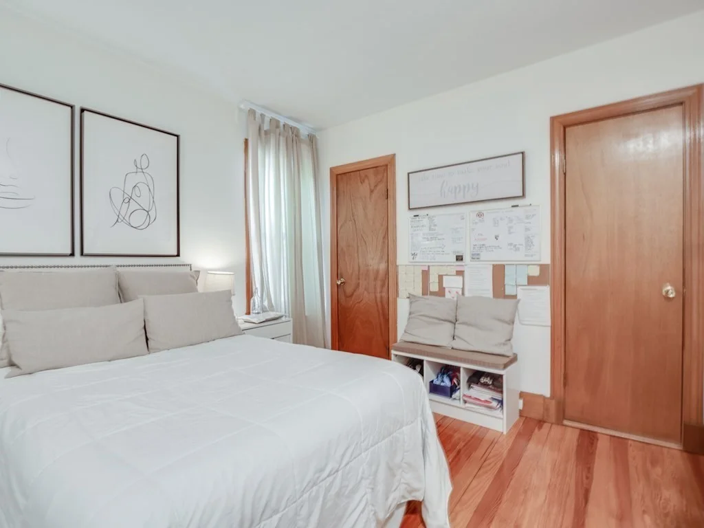 354 Beacon, Ward Two