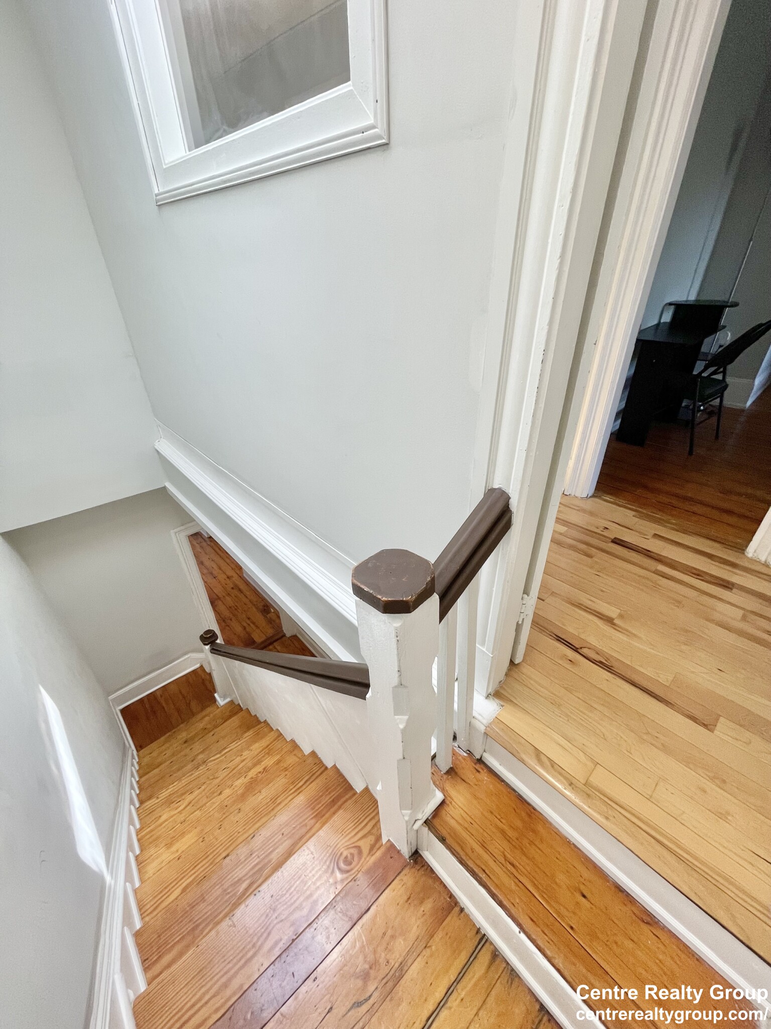 94 Mount Pleasant Ave, Roxbury