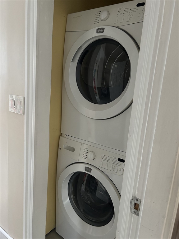 61 Stetson St, Whitman