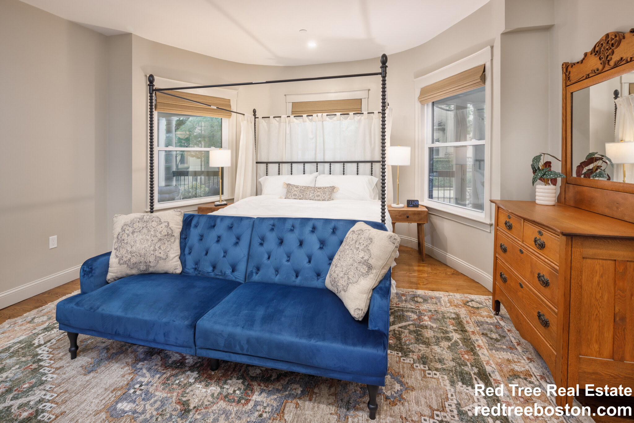 44 Winslow Rd, North Brookline