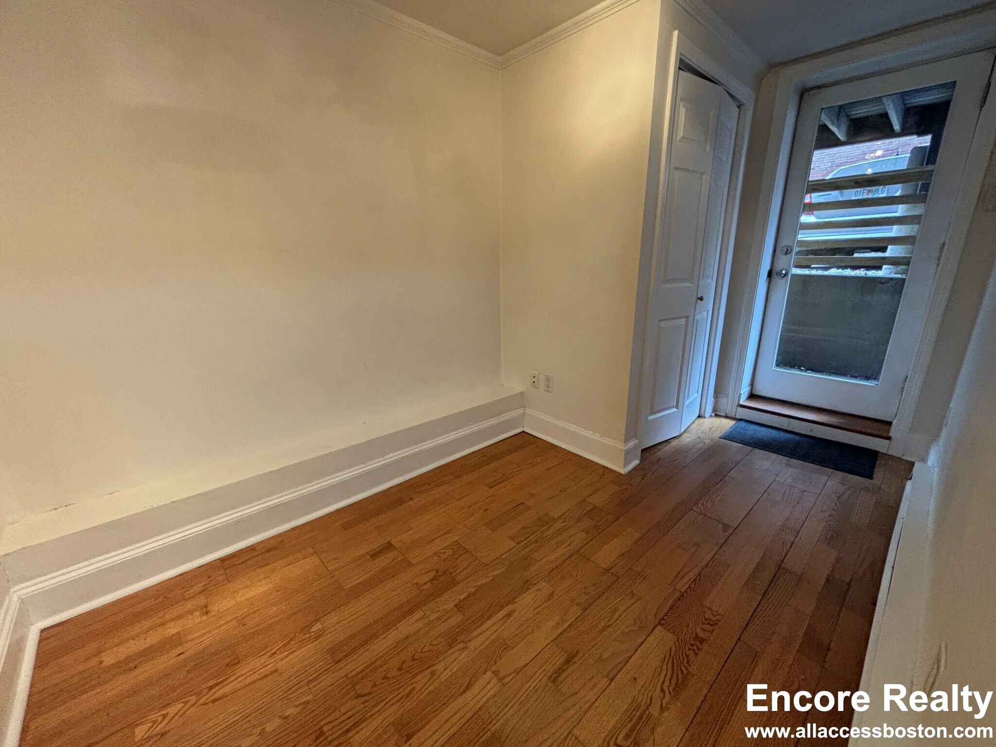 519 Columbus Ave, South End