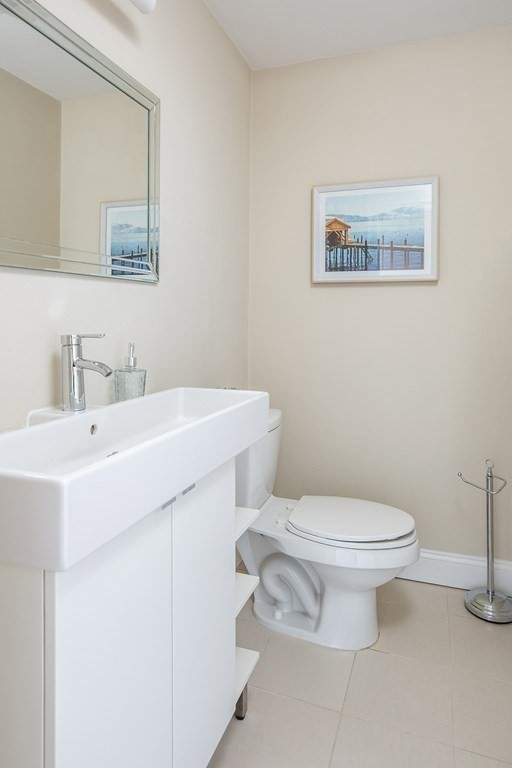 82 Pearson Ave, Powder House Square