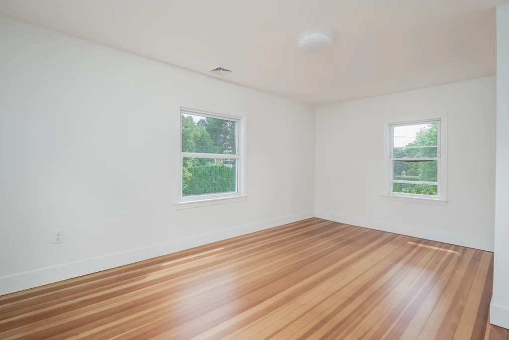 92 Clinton Pl, Newton