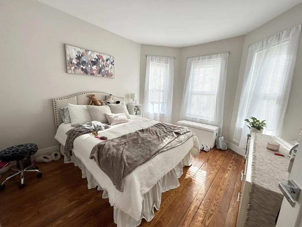 74 Marine Rd, Boston