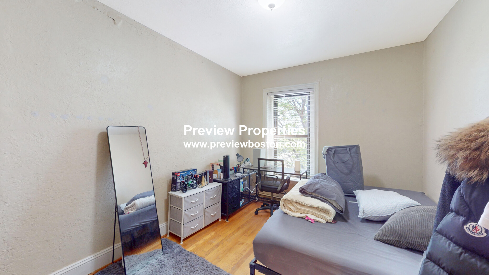 88 Hammond St, Roxbury