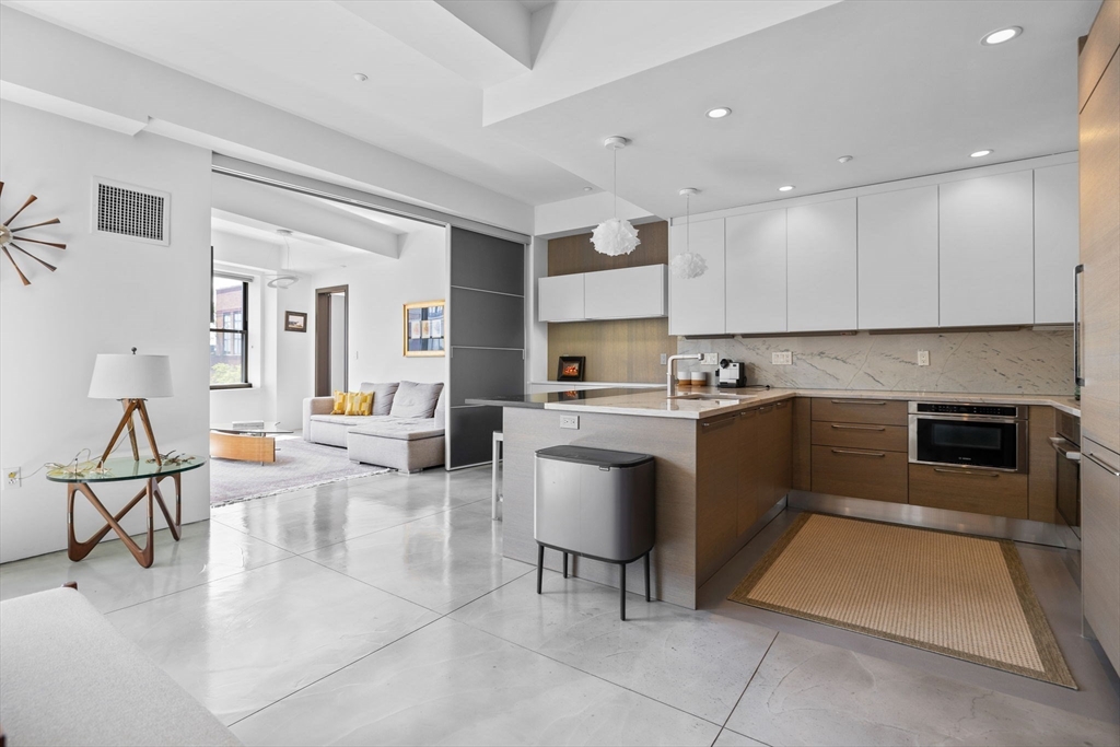 1166 Washington St, South End