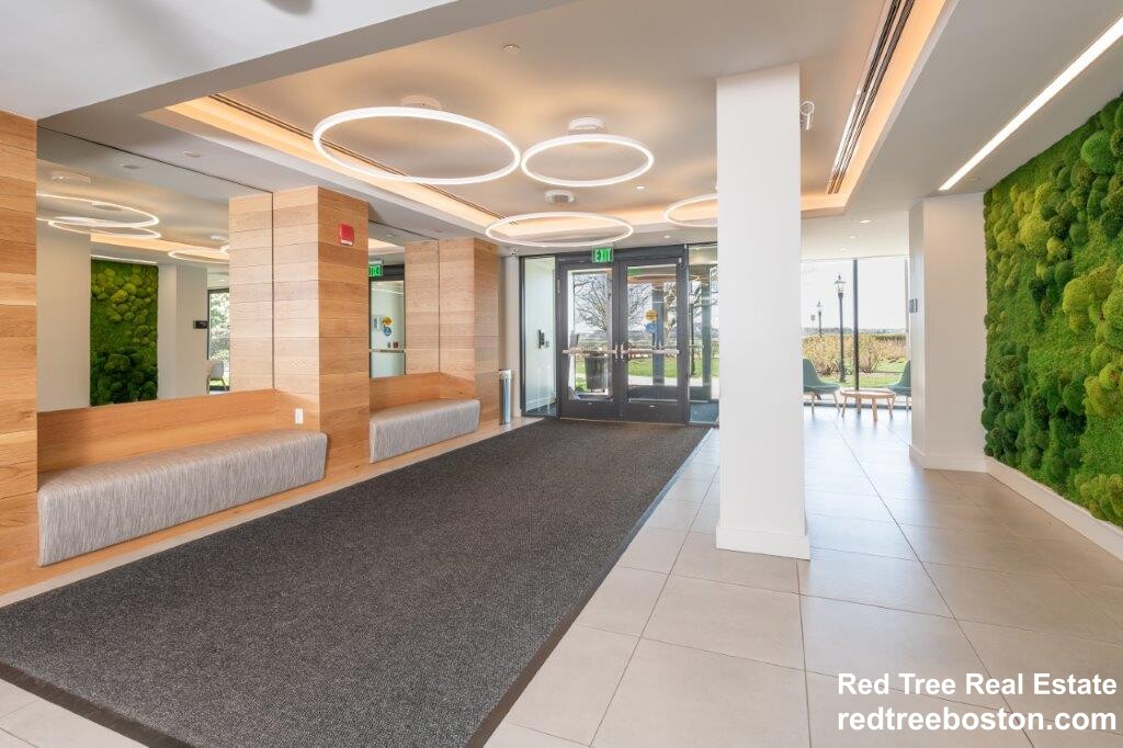 1410 Columbia Rd, South Boston