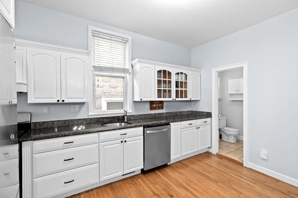 58 Gates St, South Boston