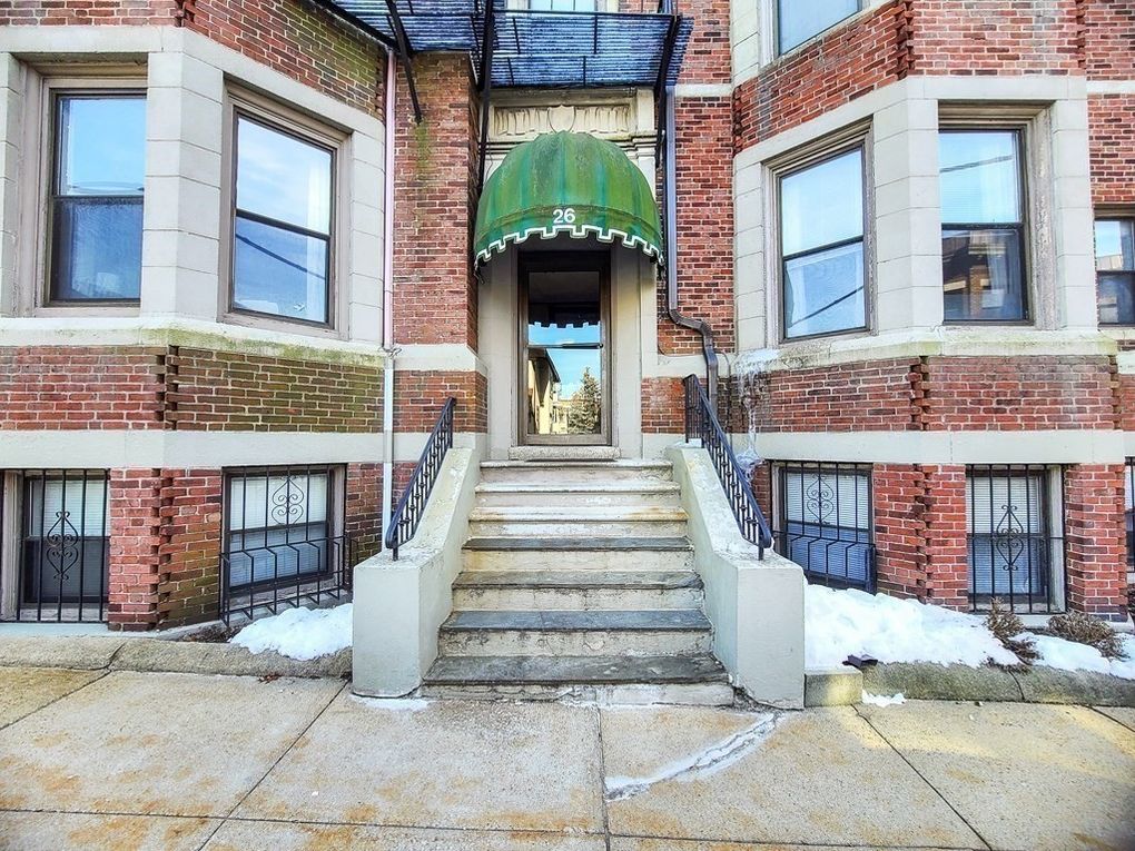 26 Commonwealth Ter, Brighton