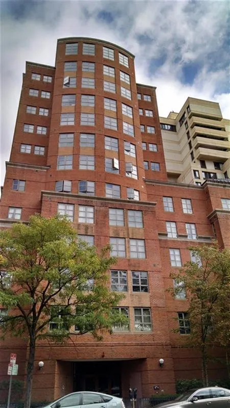 931 Massachusetts Ave, Mid-Cambridge