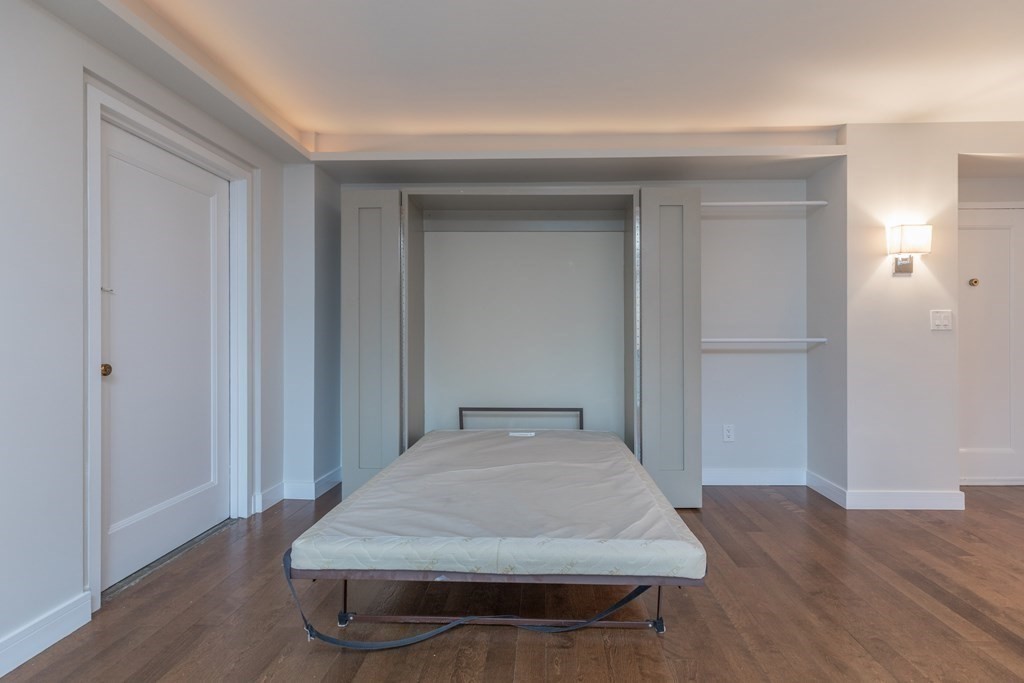 145 Pinckney, Beacon Hill