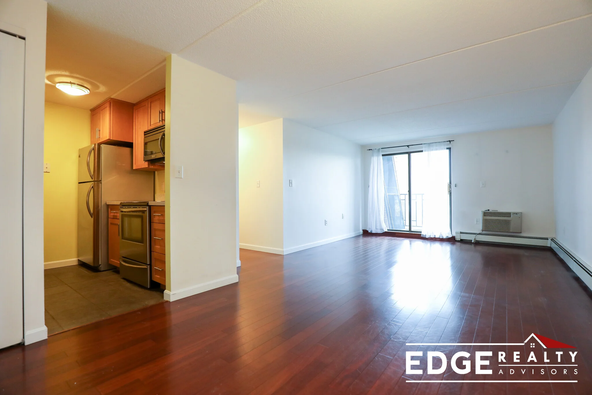 12 Ellery Sq, Mid-Cambridge