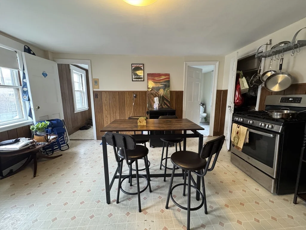 32 Shepard St, Brighton