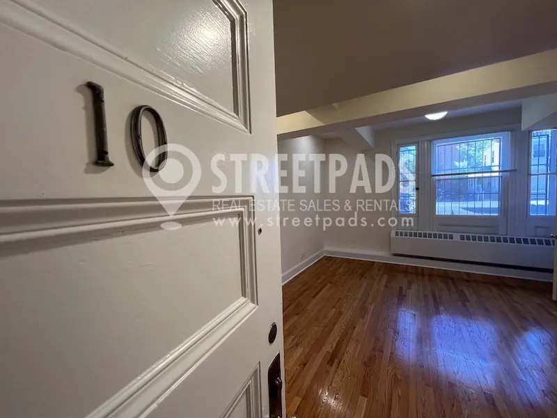 2 Ware St, Mid-Cambridge