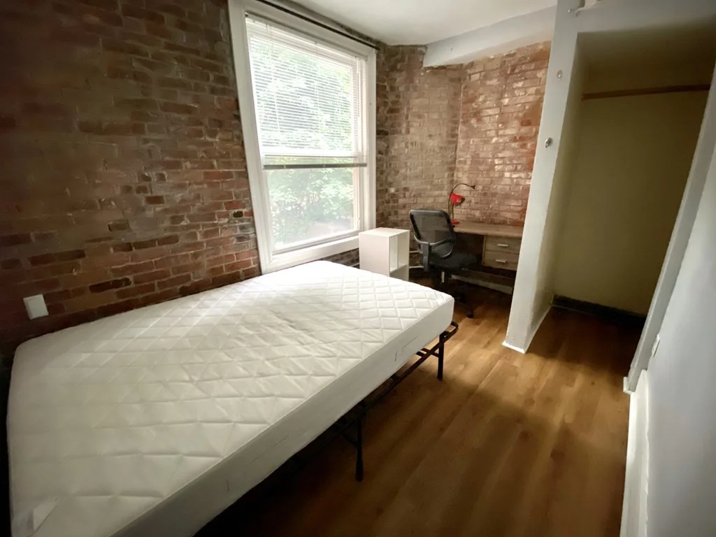 68 Hammond St, South End