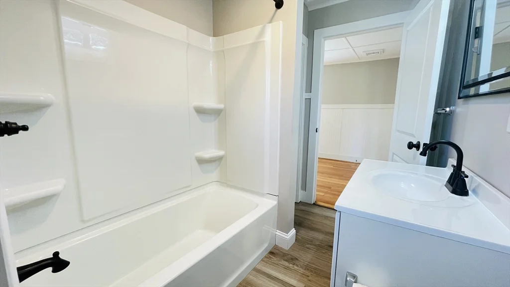 61 Hastings Rd, Southwick