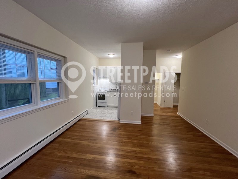 2018 Commonwealth Ave, Brighton