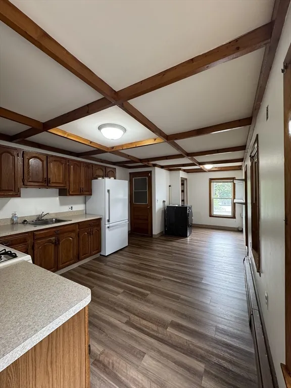 114 Thorndike St, East Cambridge