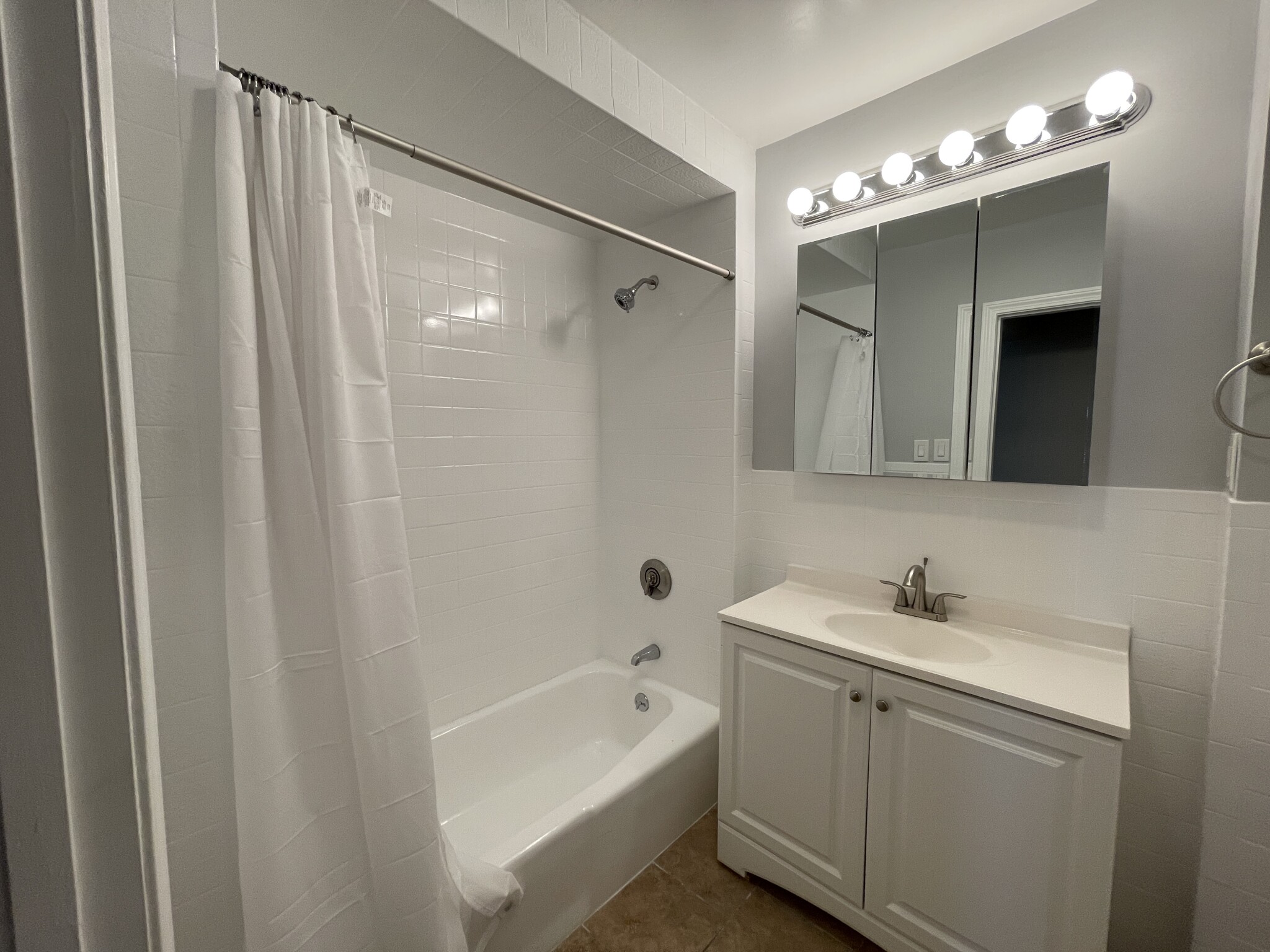 227 Holland St, Teele Square