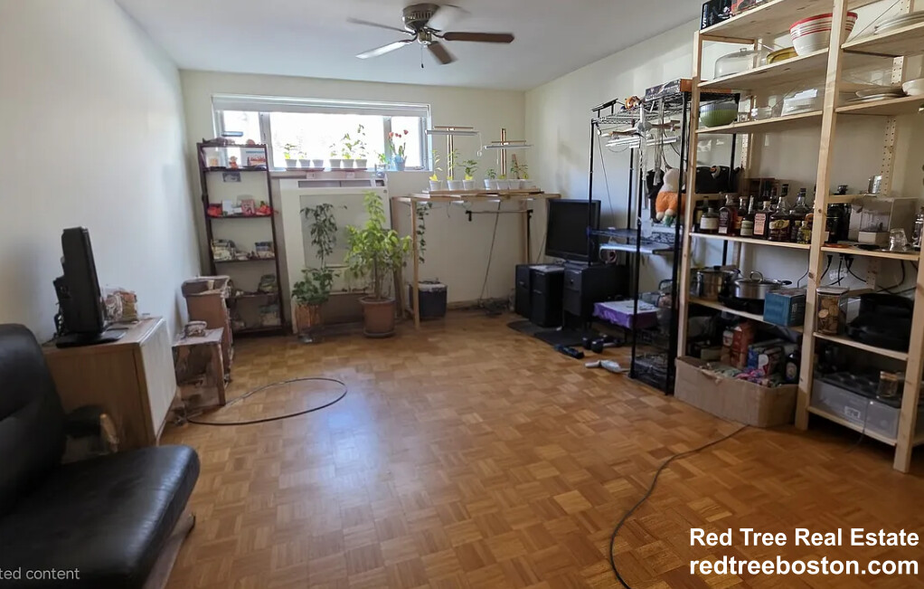 35 Vernon St, Coolidge Corner