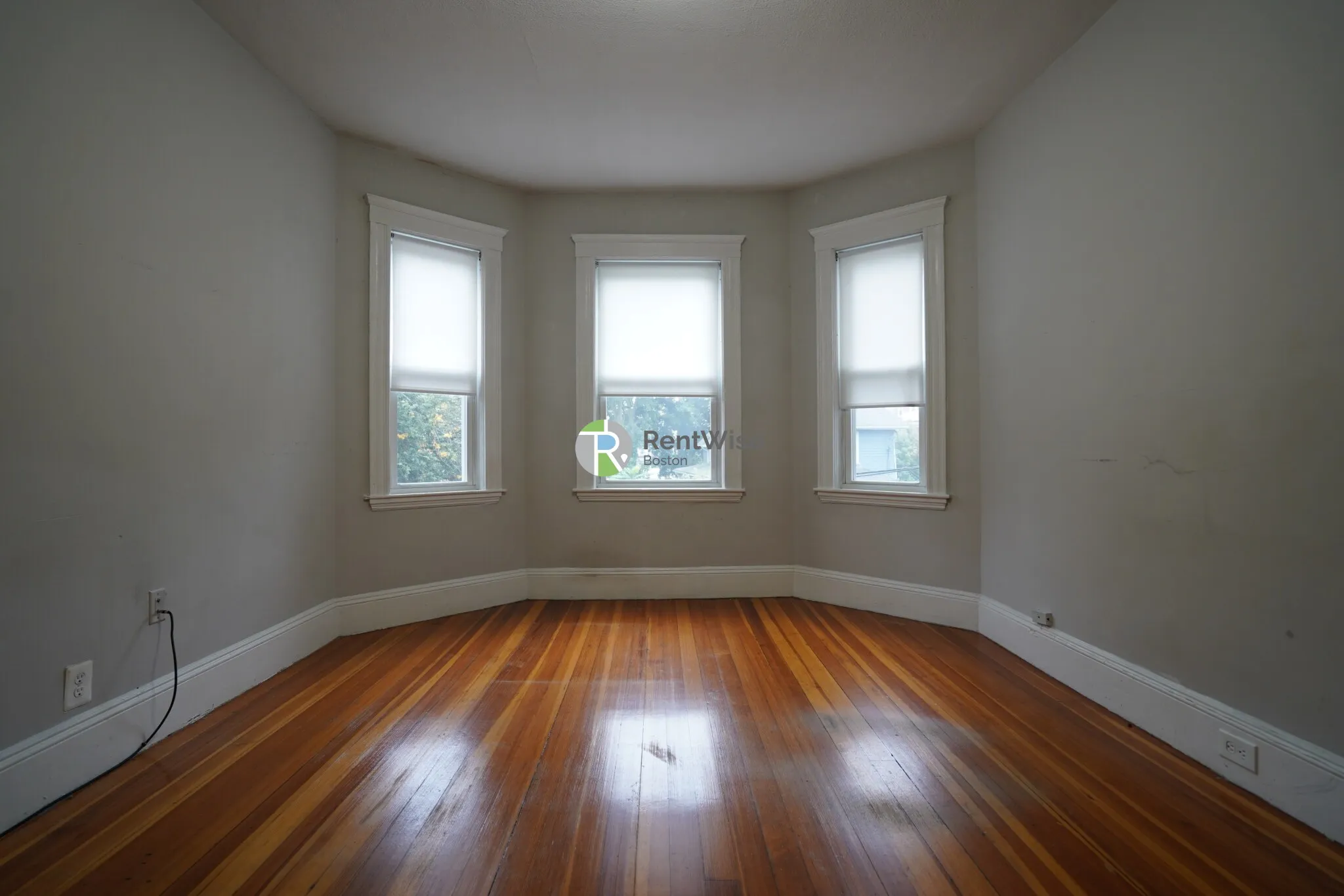 15 Sumner St, Dorchester