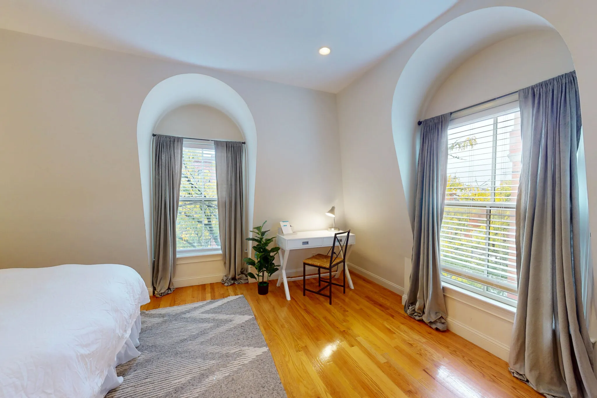 2 Harvard St, Brookline Village