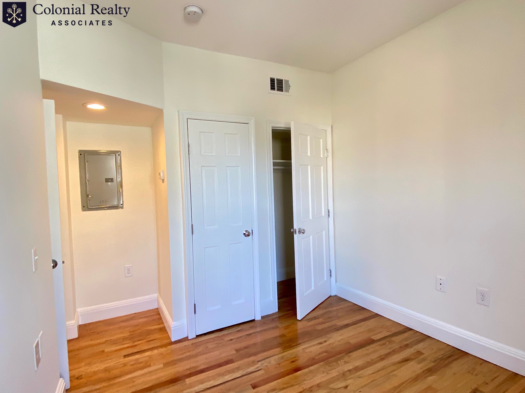 10 Brainerd Rd, Allston