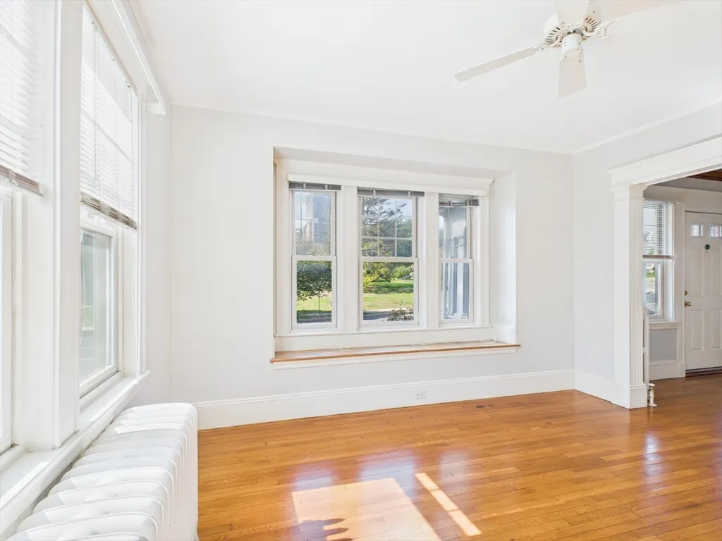 1120 Centre St, Newton Center