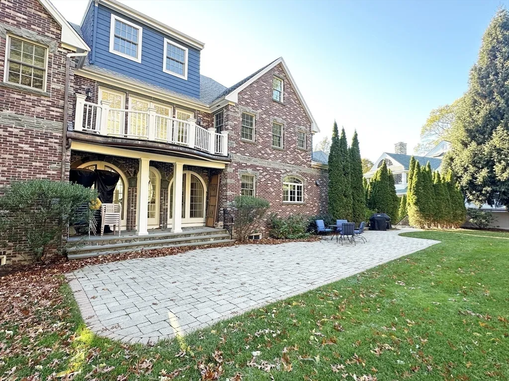 66 Forest Ave, West Newton