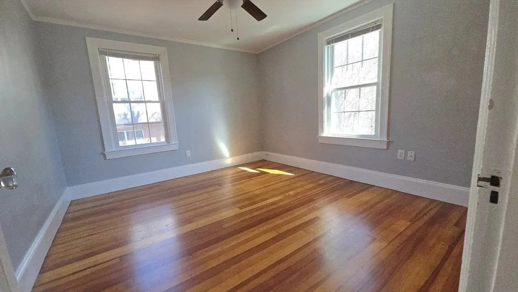 9 Kenilworth St, Shawsheen Village