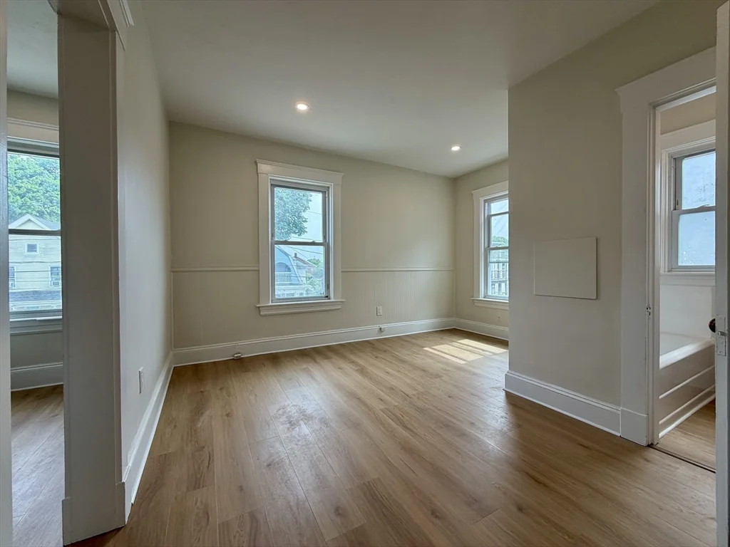 29 John St, Attleboro