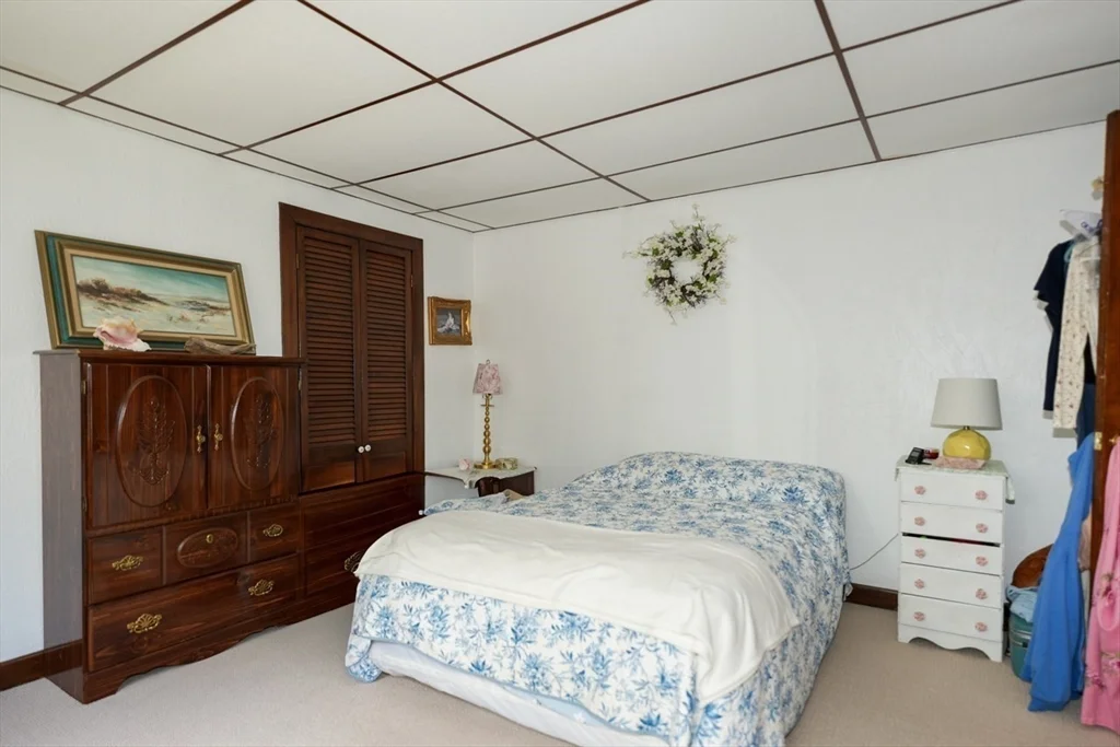 18 Summit Ave, Prospect Hill