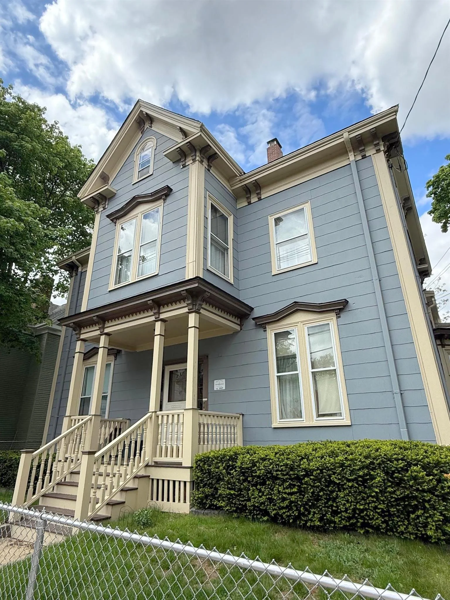 47 Mount Vernon St, East Somerville