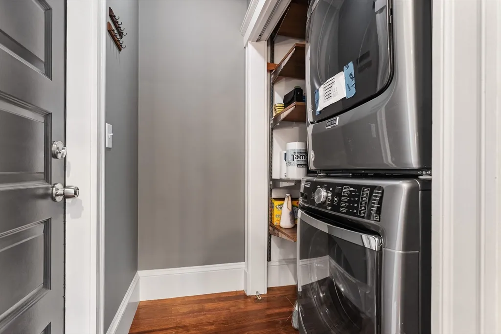 22 Clarendon Ave, Teele Square