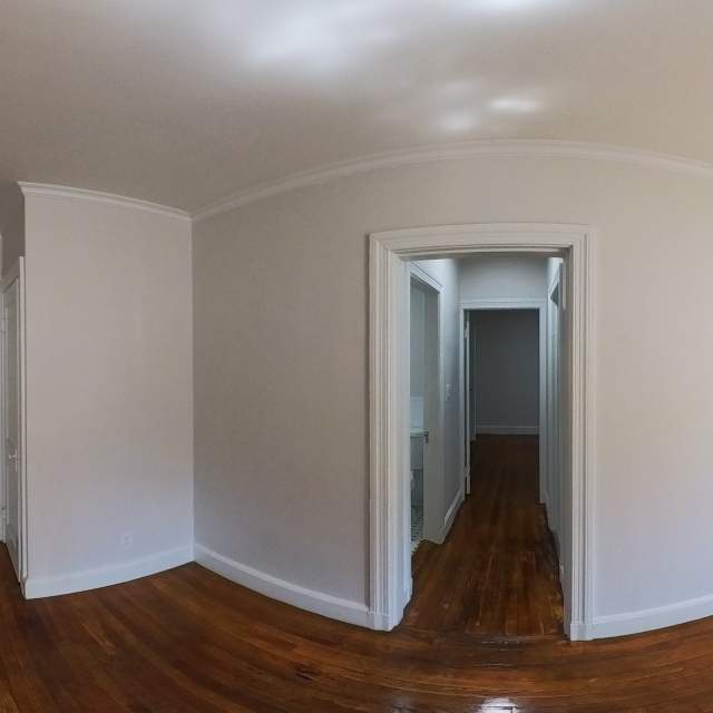 95 Adams St, South Side