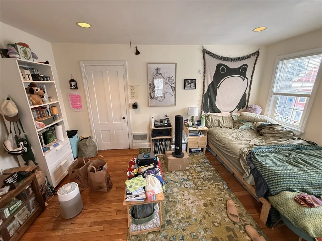 7-9 Biltmore St, Jamaica Plain