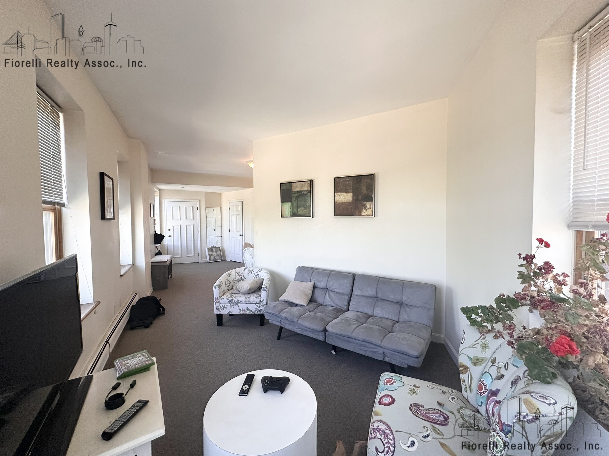 556 Commercial St, North End